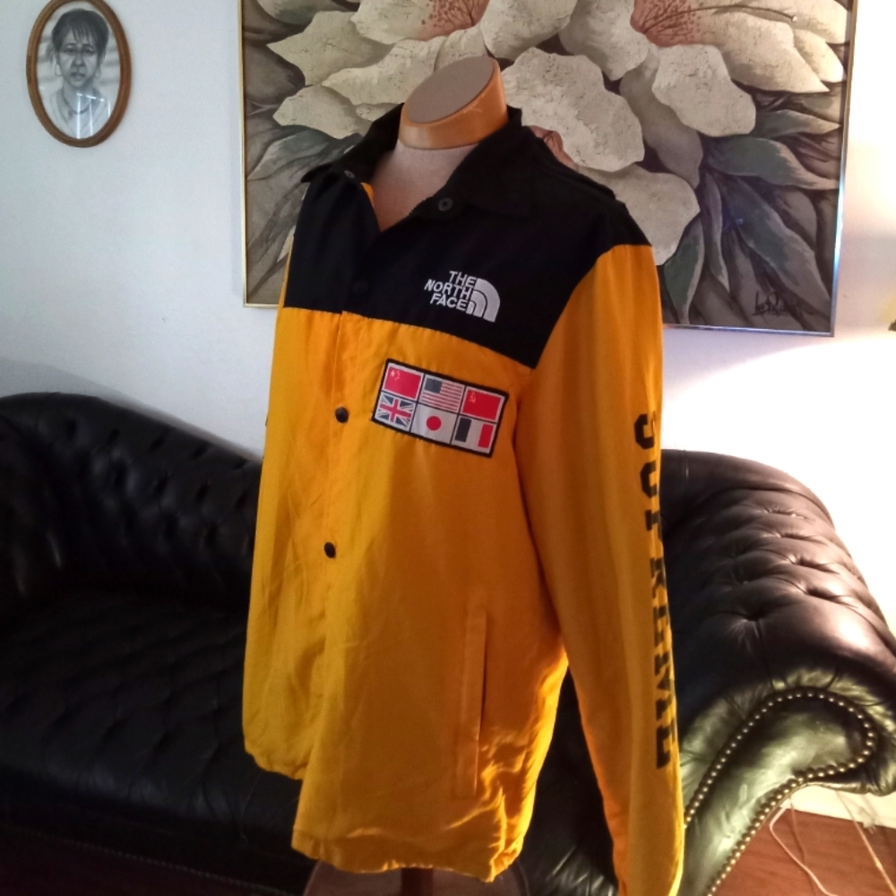 North Face Supreme windbreaker Jacket